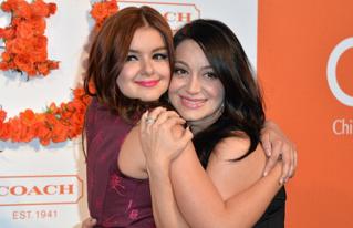 Ariel winter shanelle gray teaser_319x206.jpg