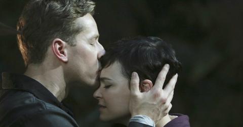 Ok_102513_once upon a time couple