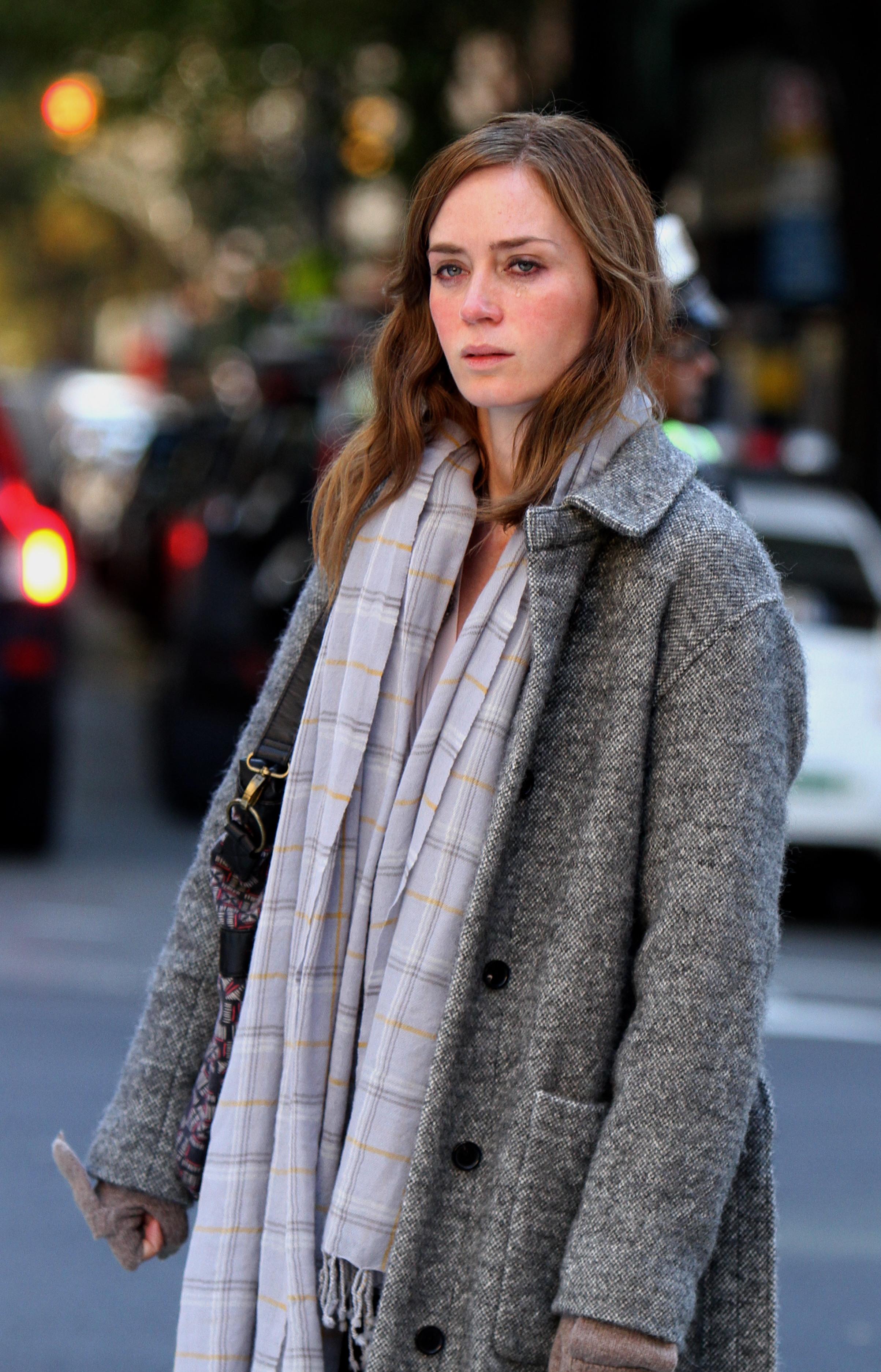 Emily Blunt looks depressed at the &#8220;Girl on the Train&#8221; set in NYC