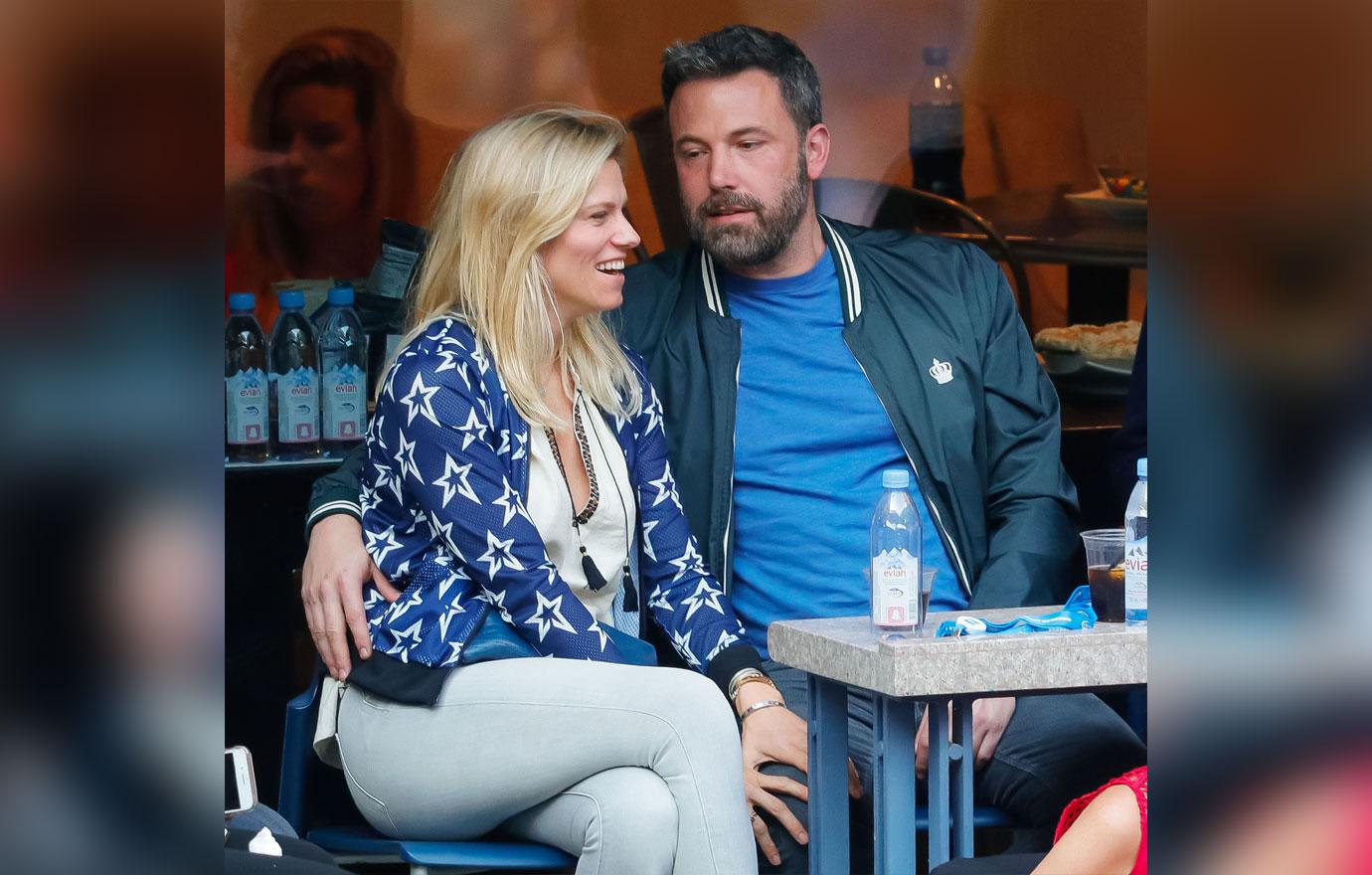 Ben affleck lindsay shookus post christmas date 5