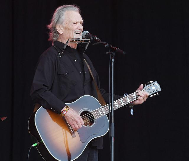 Inside Kris Kristofferson's Life As He Battles Lyme Disease