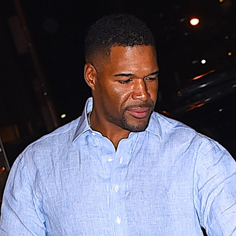 EXCLUSIVE: Michael Strahan seen at the Ralph Lauren&#8217;s Polo Bar