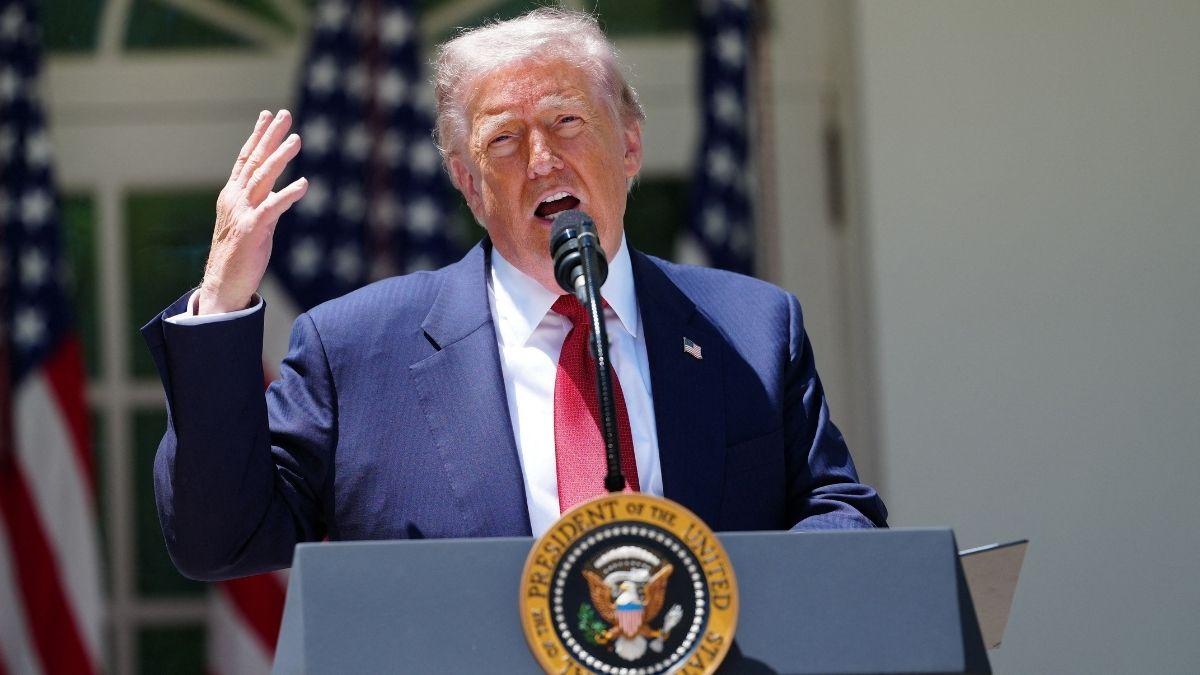 image of Donald Trump called the Chinese President a 'friend.' 