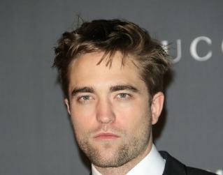 Ok_012513_video_robert pattinson_bond_teaser.jpg