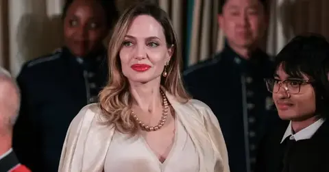 angelina jolie blonde hair