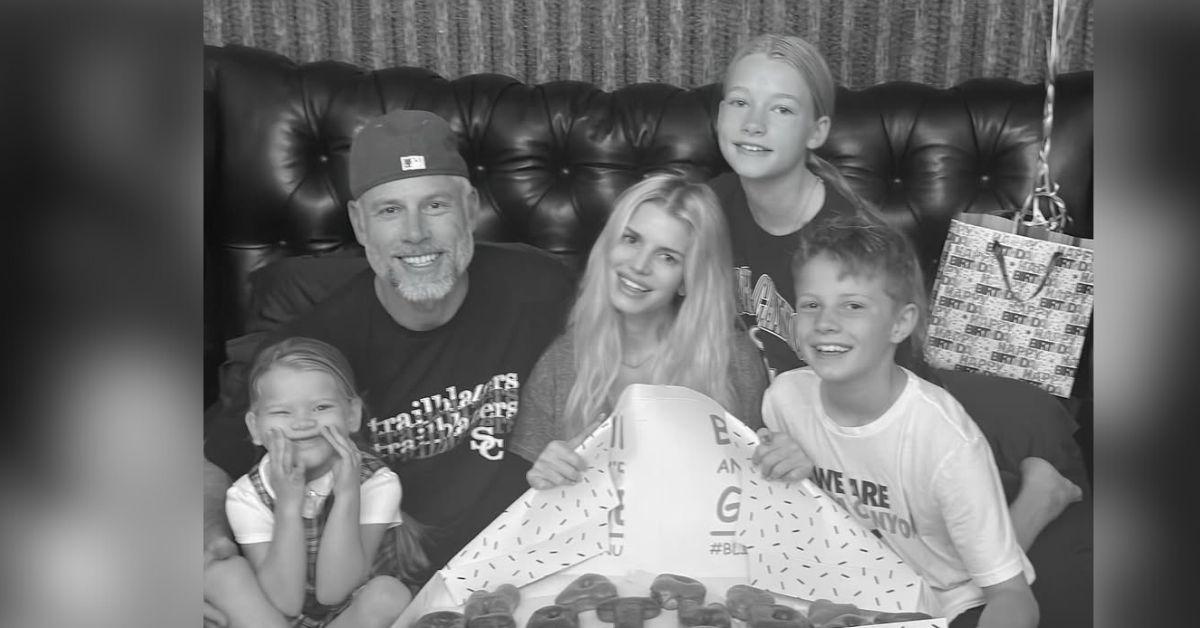 jessica simpson flaunts dramatic weight loss in red hot bikini after eric johnson split photos