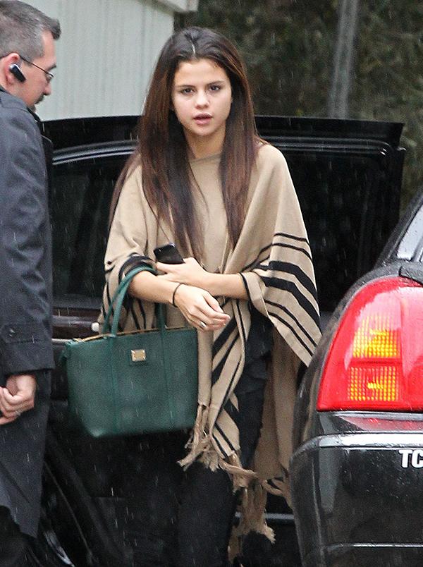 Selena Gomez No Makeup