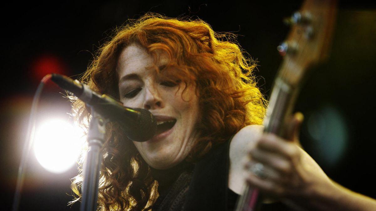 Image of Melissa Auf der Maur made the steamy confession in her new memoir.