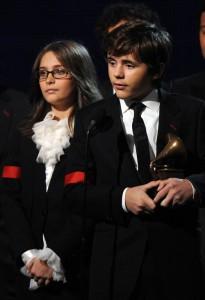 2010__08__Paris_Jackson_Prince_Jackson_Aug27newsne 205&#215;300.jpg