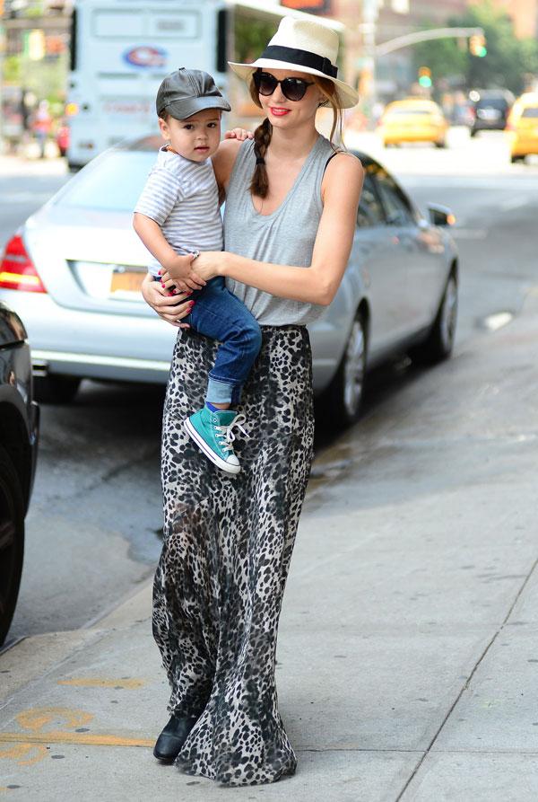 Miranda-Kerr-With-Son