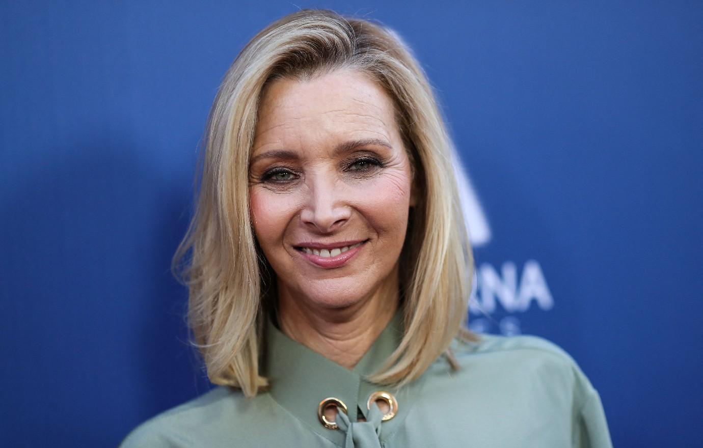 what lisa kudrow net worth friends star made millions