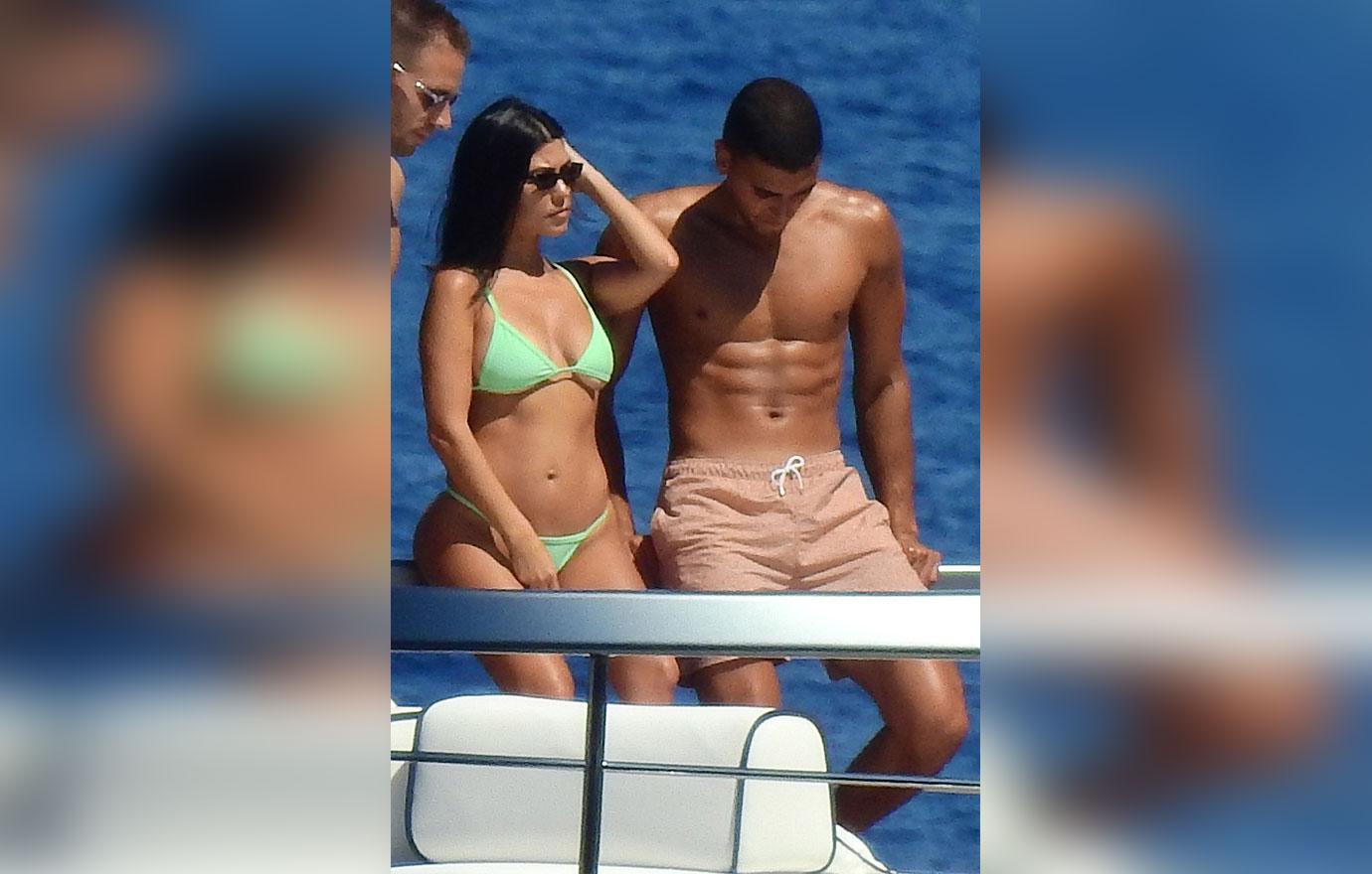 Younes bendjima shares sexy video kourtney kardashian 4