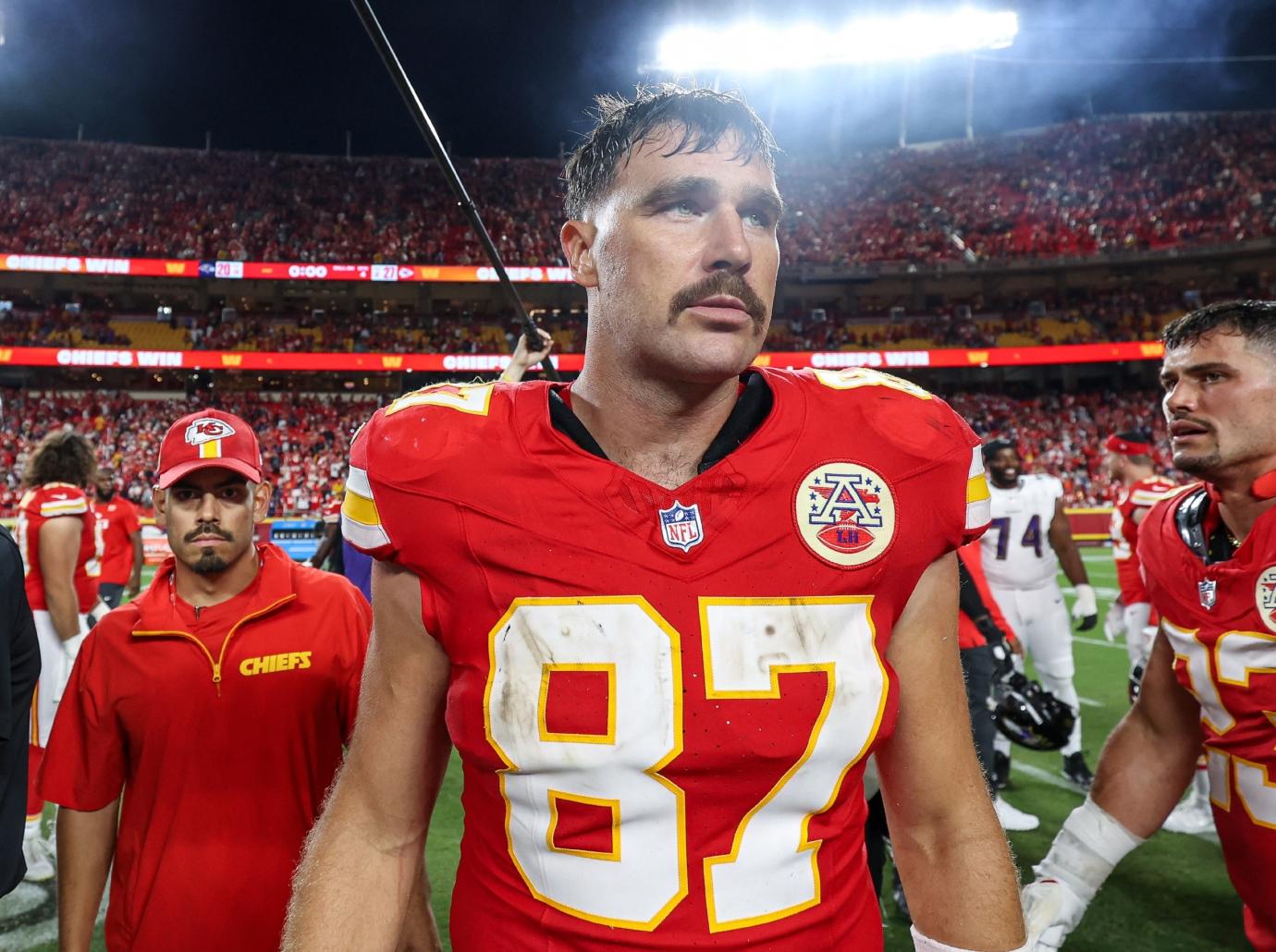 travis kelce out of shape partying all offseason taylor swift nfl