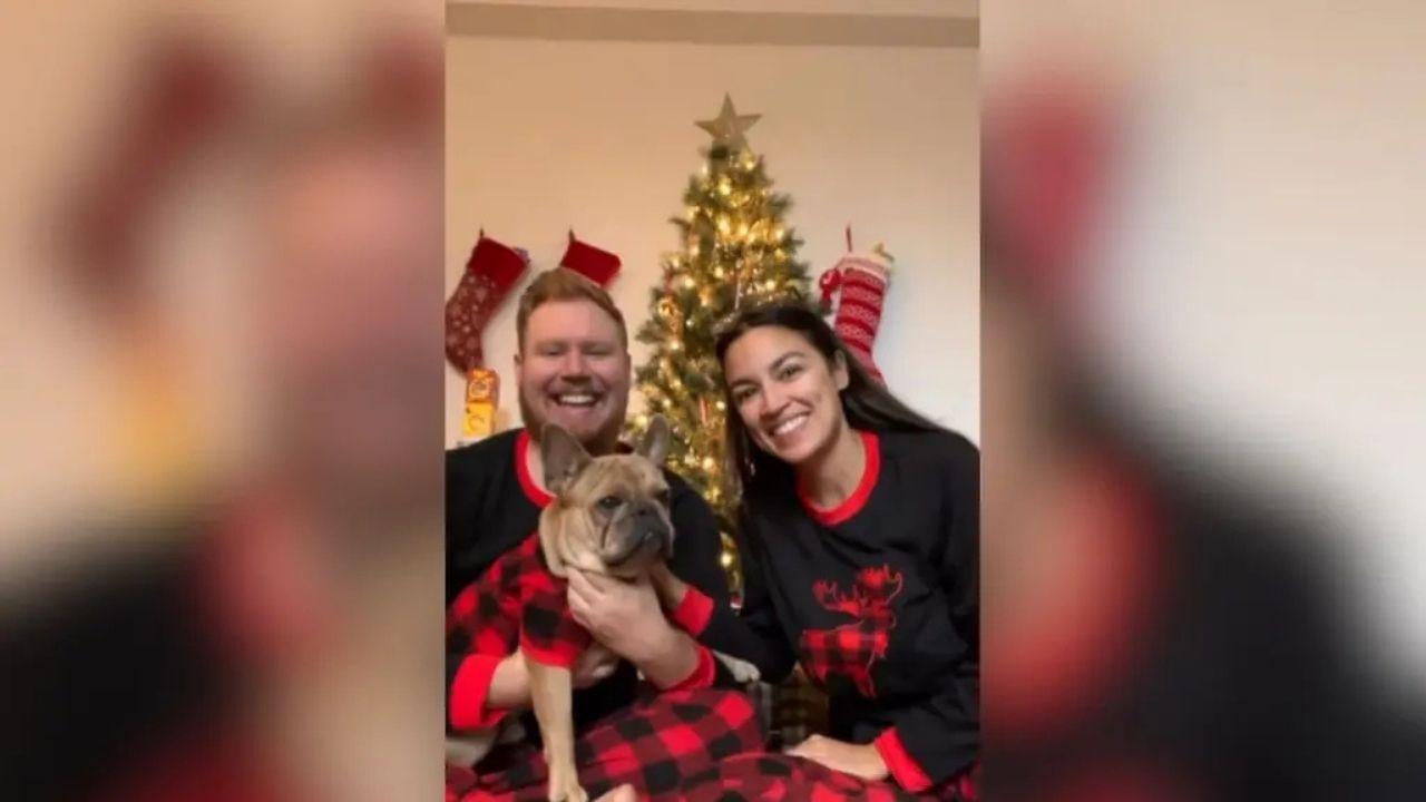 alexandria ocasio cortez riley roberts split