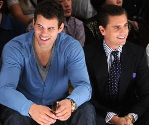 2011__09__kris humphries scott disck sept21news 300×296.jpg