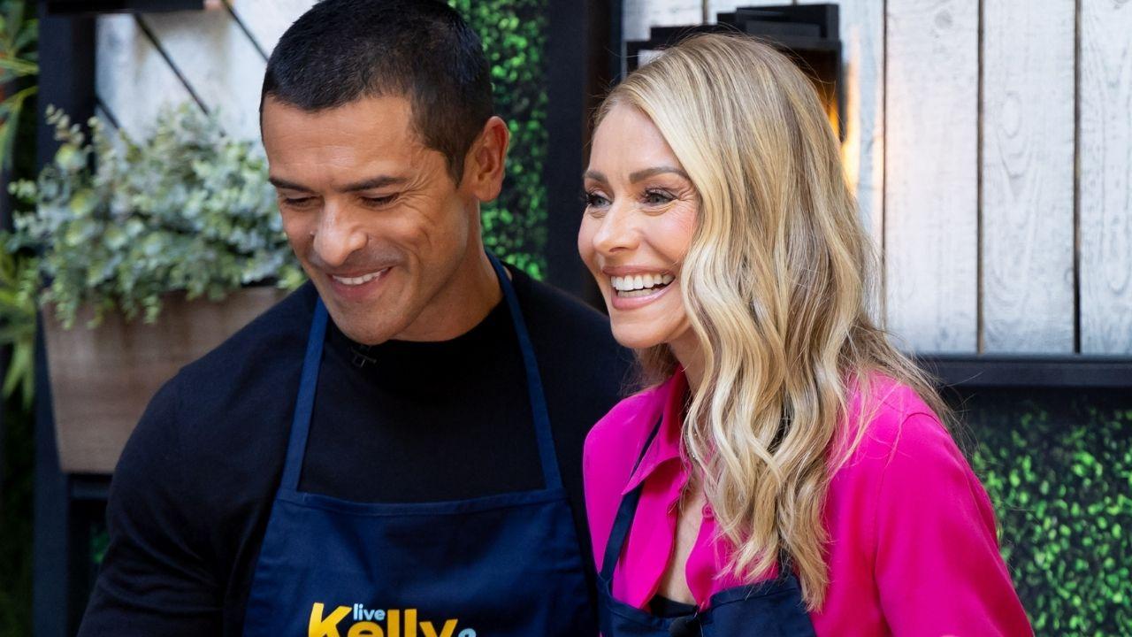 Image of after the Knicks game meeting, Kelly Ripa and Mark Consuelos' kids started giving his parents credit for their connections in the crowd.