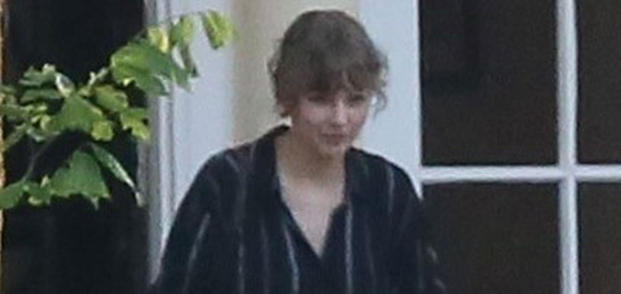 [PHOTOS] Here Are Taylor Swift First Photos After Three Months In Hiding(03)