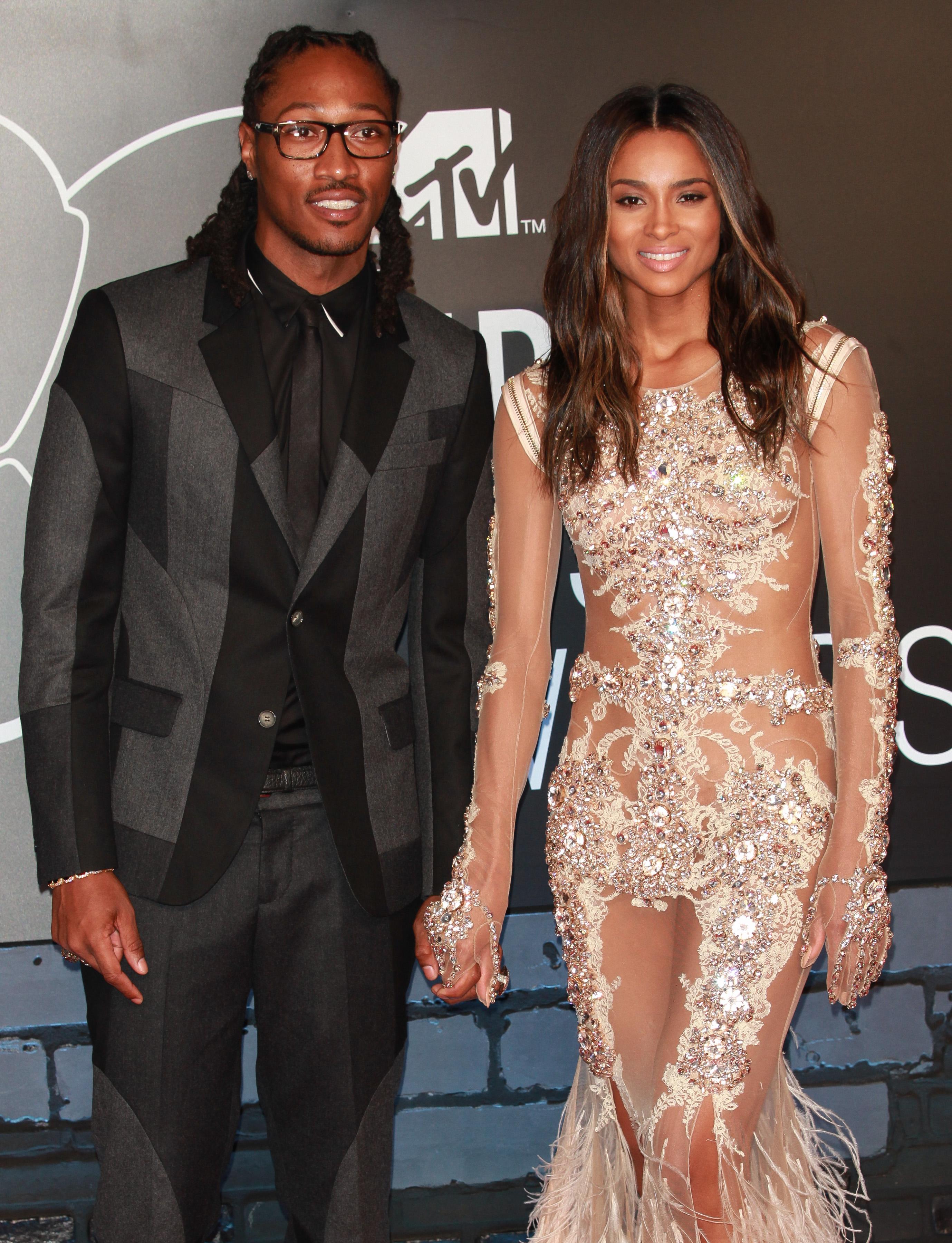 Arrivals at the 2013 MTV Video Music Awards