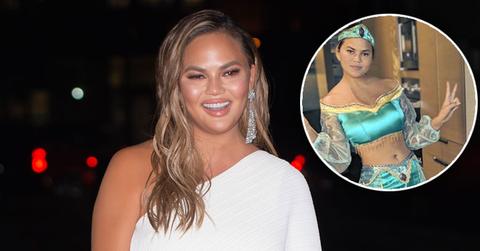 Chrissy Teigen Abs Post Baby PP