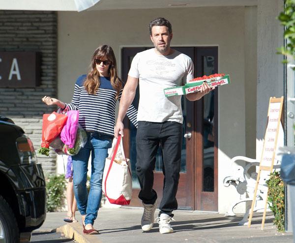 Ben affleck jennifer garner uniting against christine ouzounian