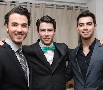 Jonas_brothers_march20.jpg