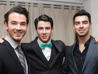 Jonas_brothers_march20.jpg