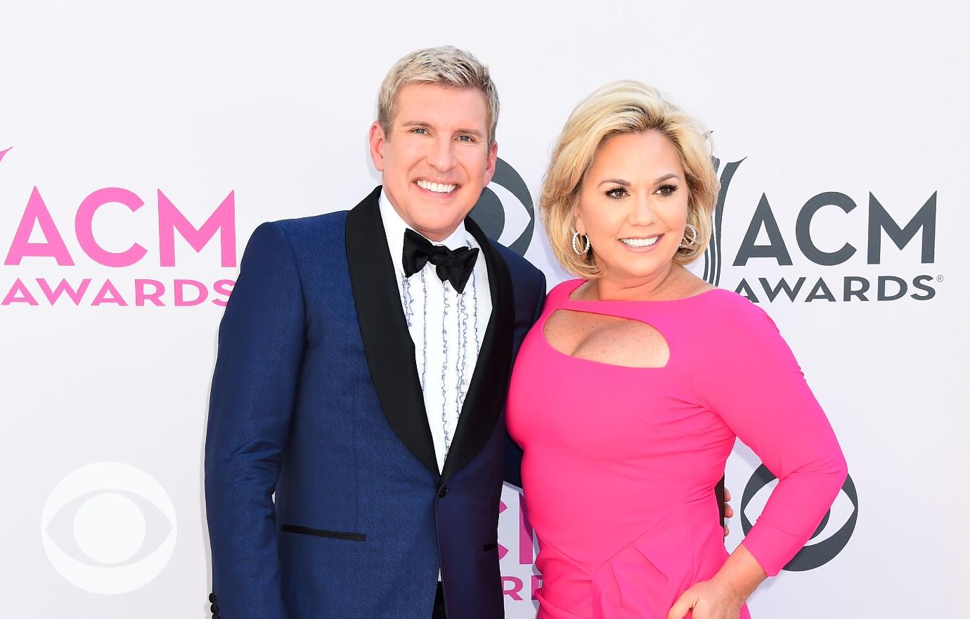 lindsie chrisley emotionally drained todd scandal