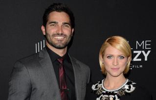 Brittany snow tyler hoechlin teaser_319x206.jpg