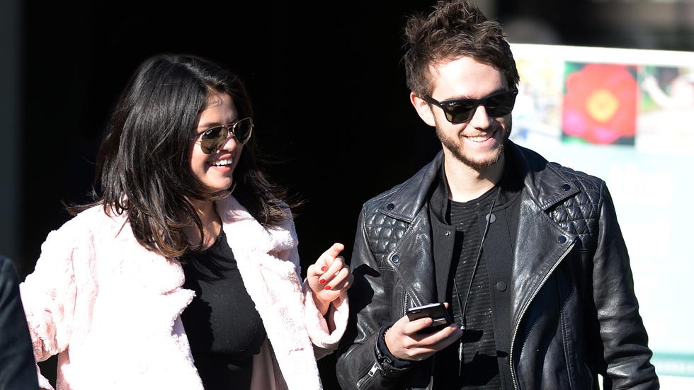 EXCLUSIVE: INF &#8211; Selena Gomez Leaves A Restaurant With New Boyfriend Zedd