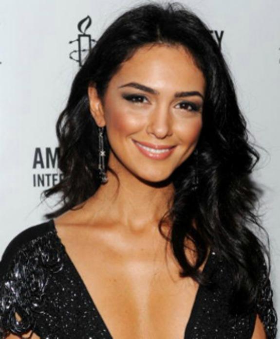 Nazanin boniadi