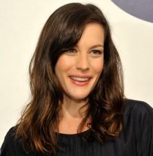 2010__02__livtyler 222×225.jpg