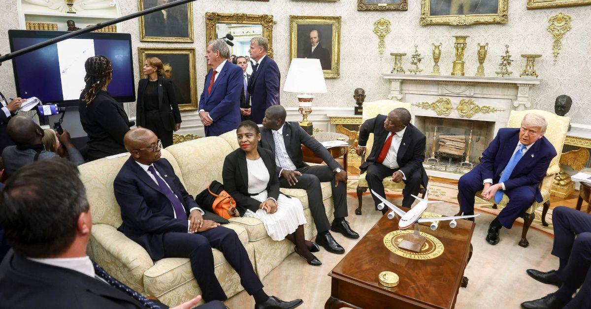 donald trump south african president cyril ramaphosa gift plane