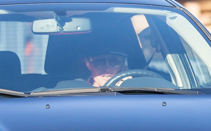 Bruce jenner talking on phone while driving 05