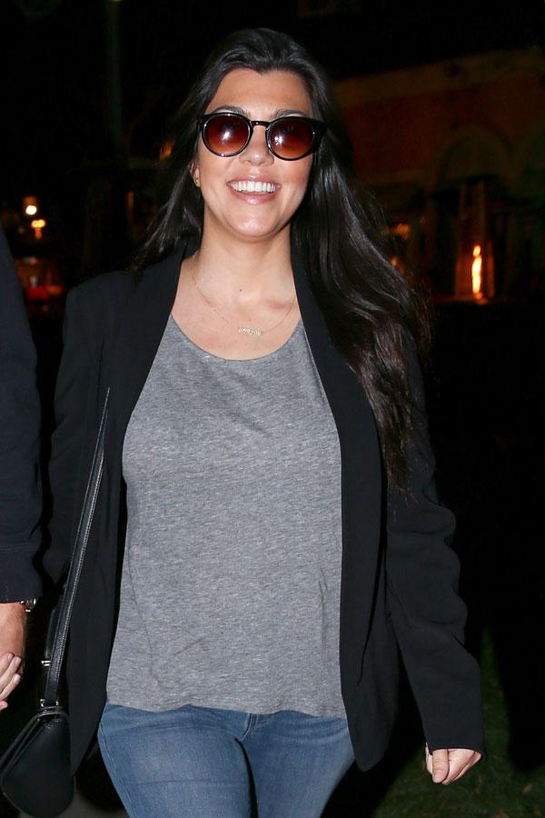 Kourtney kardashian scott disick fifty shades date 01