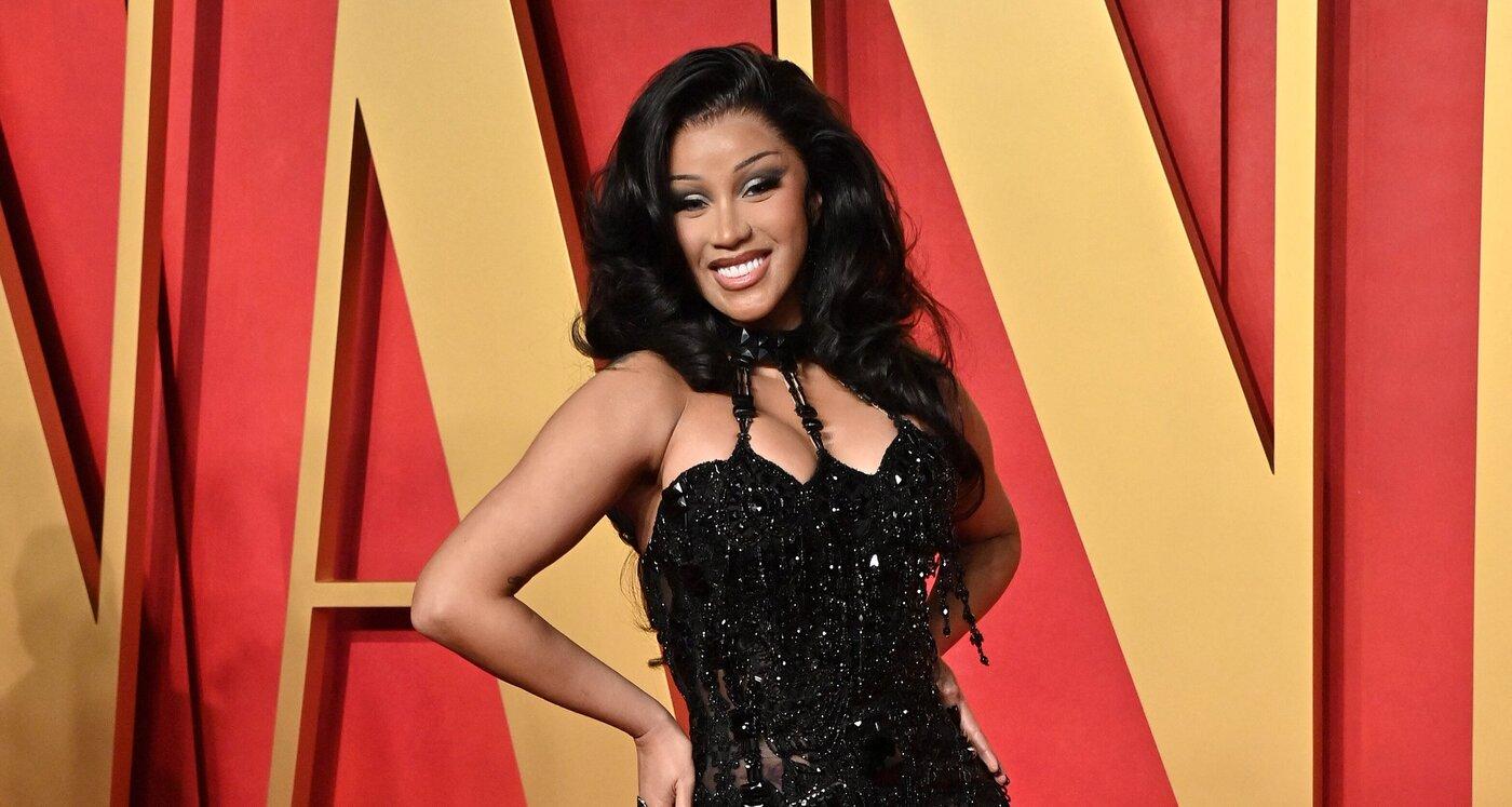 cardi b gives birth