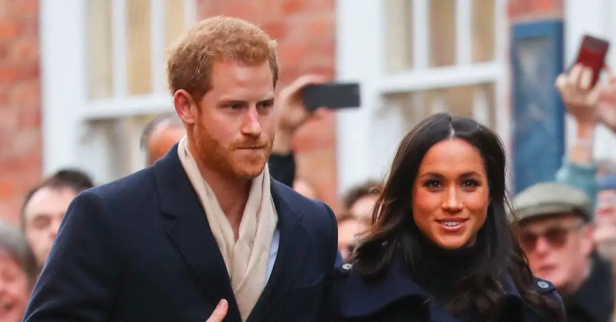 Prince Harry 'Confused & Hurt' As Meghan Markle Seen Without Ring