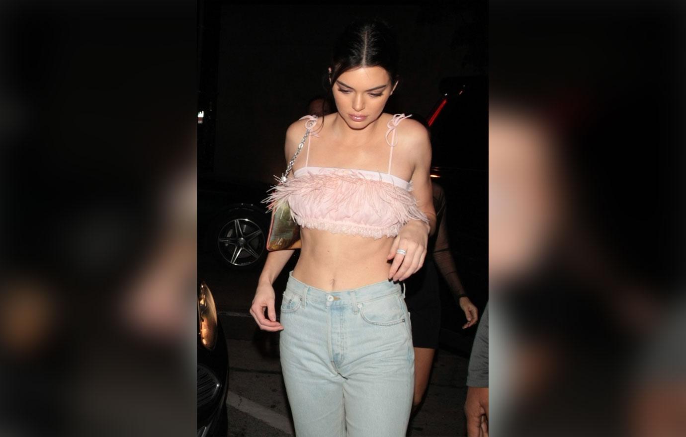 Kendall Jenner and Kourtney Kardashian have a girls night dinner