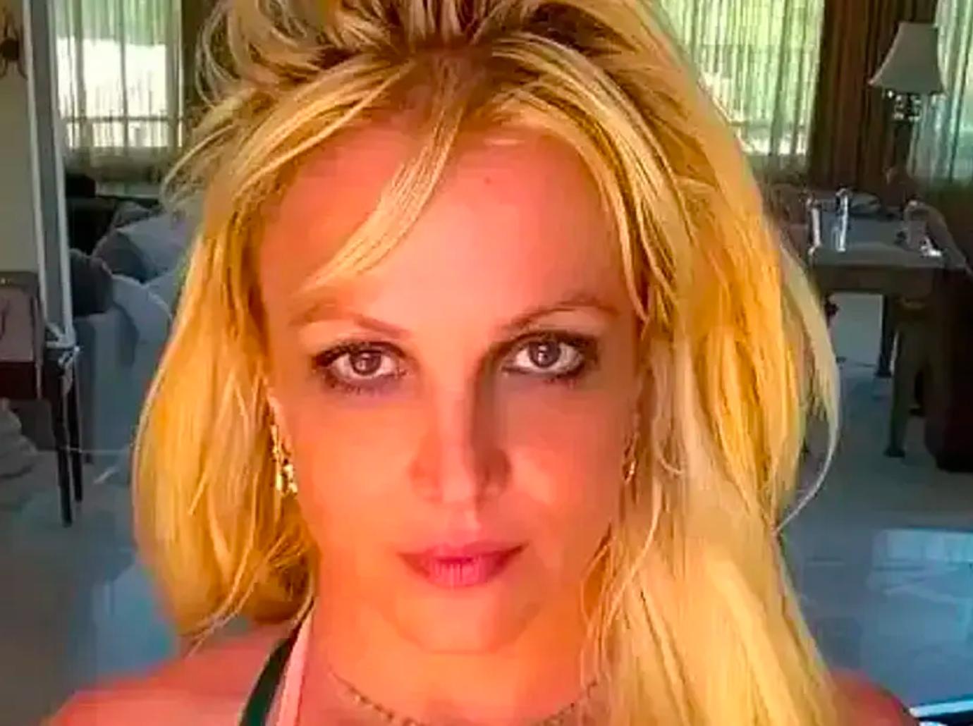 britney spears bashes filmmakers conservatorship documentaries