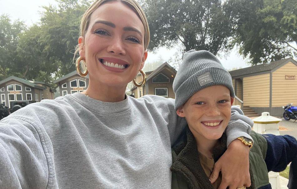 hilary duff all smiles with her family after revealing why she had to distance herself from her lizzie mcguire character