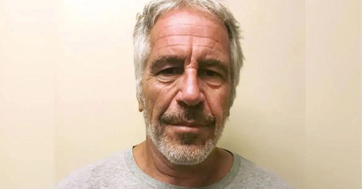 photo of Michael Wolff emphasized how 'difficult' of a 'topic' Jeffrey Epstein is for the White House to address