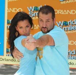 2010__05__Melissa_Rycroft_Joey_Fatone_May4newsne 300&#215;298.jpg