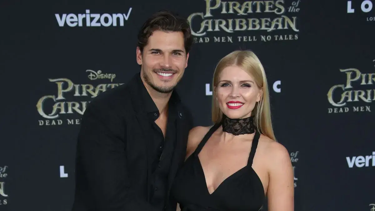 Image of Gleb Savchenko and Elena Samodanova share daughters Olivia, 15, and Zlata, 8.