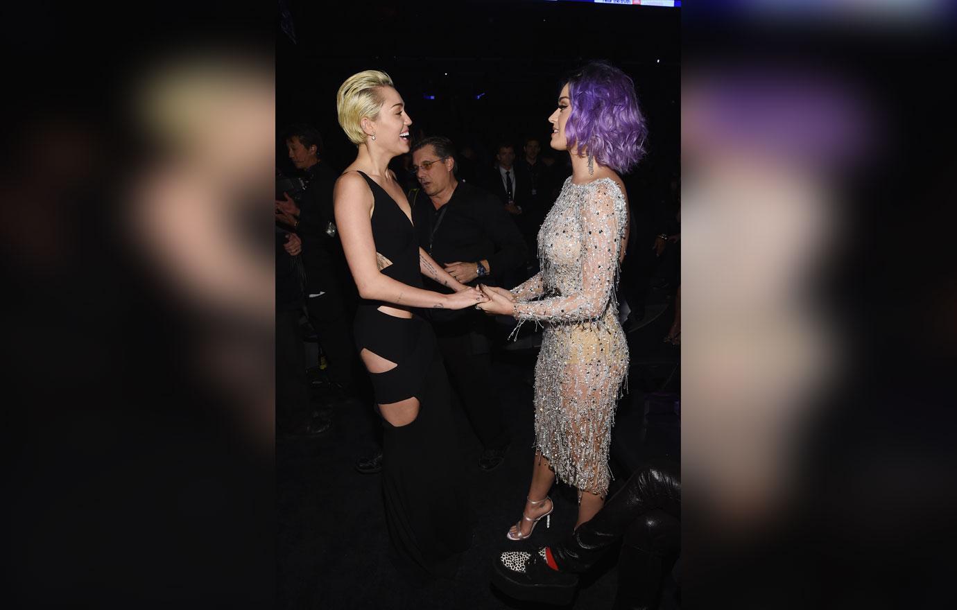 Miley Cyrus Katy Perry Best Friends 06