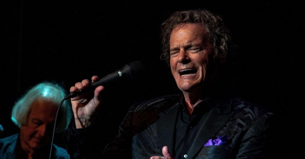 hooked on a feeling singer bj thomas dead  lung cancer