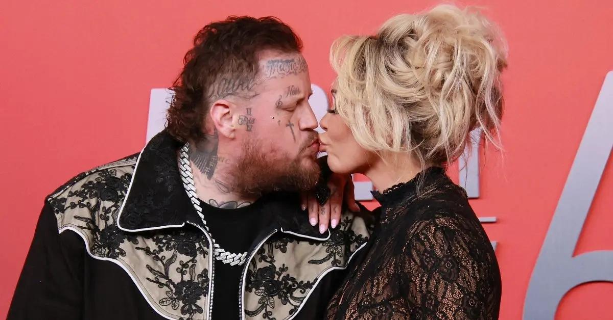 Photo. ofThe singer joked being intimate was like 'having to play Twister.'