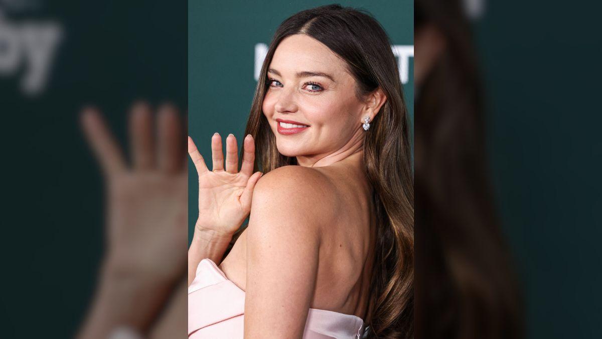 Photo of Miranda Kerr debuted a bright blonde shade.