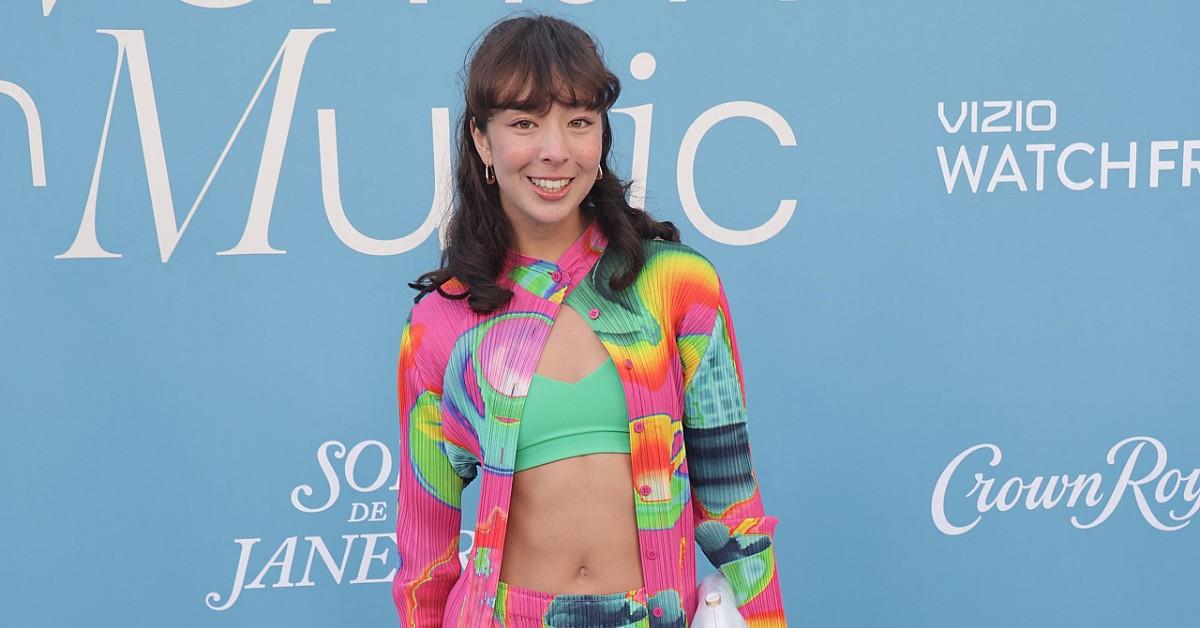 modern family star aubrey anderson emmons comes out bisexual