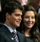 2010__07__okmagazine_bristol palin levi johnston 143×150.jpg