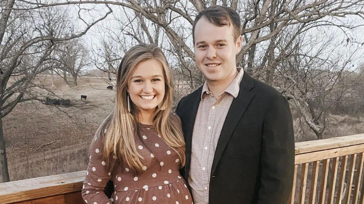 Photo of Joseph Duggar told his wife, Kendra Duggar, that she should be expecting a 'good chunk' of money soon.
