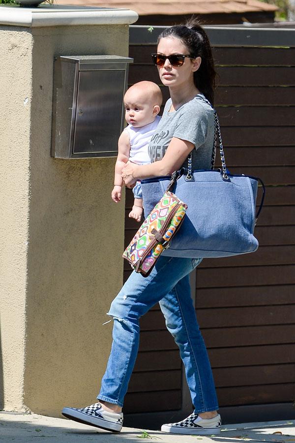 rachel bilson baby first photo